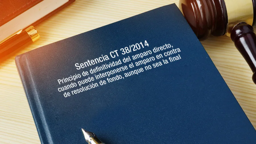 CT 38/2014 Principio de definitividad del amparo directo, cuando puede interponerse el amparo en contra de resolución de fondo, aunque no sea la final amparo directo interpretarse resolución de fondo