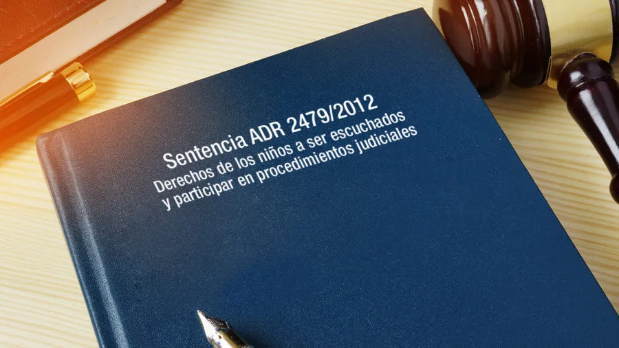ADR 2479/2012 Derechos de los niños a ser escuchados y participar en procedimientos judiciales derecho de los niños ser escuchados